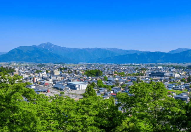 地方都市の風景